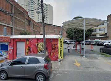 colombia/cali/granada/nightclub/eleganza-extravaganza-night-club