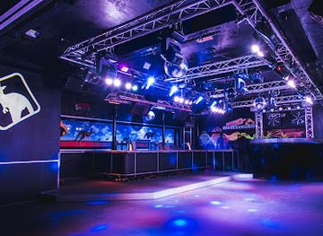 netherlands/dutch-coast/nightclub/woolloomooloo