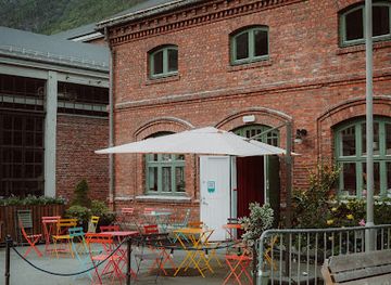 norway/trolltunga/nightclub/sentralbadet-litteraturhus-odda