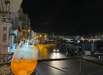 malta/gzira/nightclub/the-crew-cafe-bar