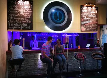 Le Point d'Exclamation Lounge Bar