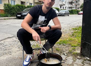 romania/parang-mountains/nightclub/robu-garage