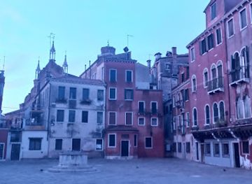 italy/venice/san-polo/nightclub/milonguita-del-martes