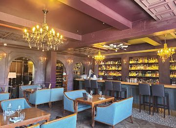 south-korea/gyeongju-historic-areas/nightclub/stillroom