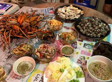 thailand/kanchanaburi/tha-maka/nightclub/wang-khanai-palace