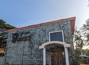 philippines/anawangin-cove/nightclub/club-venus