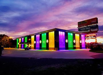 louisiana/atchafalaya-basin/nightclub/michael-s-mens-club