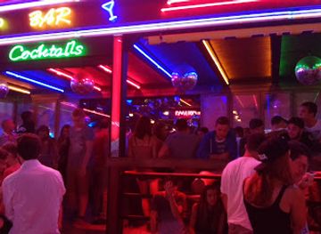 greece/zakynthos/nightclub/kamikaze