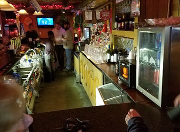 illinois/springfield/nightclub/trading-post-saloon