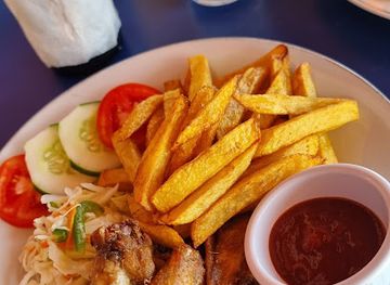 haiti/les-cayes/nightclub/club-on-the-bay