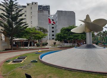 peru/lima/san-miguel/nightclub/club-de-tecnicos-y-oficiales-de-mar-de-la-marina-de-guerra-del-peru