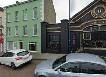 ireland/giant-s-causeway/nightclub/halyon-club