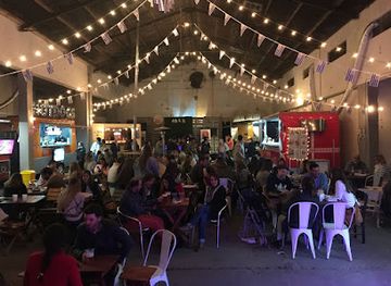 uruguay/termas-de-dayman/nightclub/mercado-food-beer-trucks