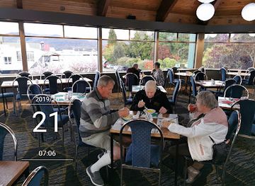 new-zealand/fiordland-national-park/nightclub/bailiez-cafe-bar