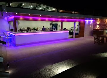 cyprus/makronissos-beach/nightclub/levels-beach-bar
