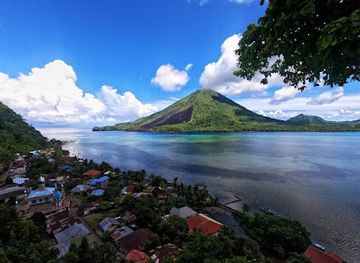 indonesia/banda-islands/nightclub/banda-island