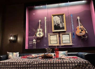 tennessee/pigeon-forge/nightclub/acoustic-lobby