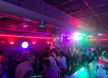 spain/cadiz/nightclub/poko-loco