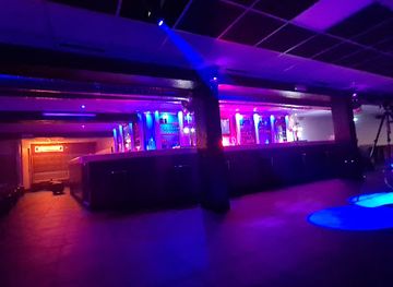 Happy bar et club