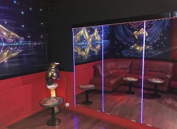 france/nantes/ile-de-nantes/nightclub/le-caprice