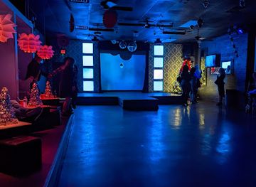 west-virginia/spruce-knob/nightclub/stonewall