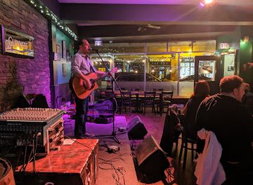 canada/avalon-peninsula/nightclub/erins-pub