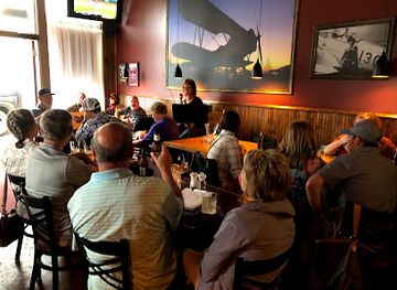 mississippi/grenada/nightclub/molly-s-place-a-bar-grill