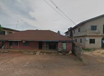 benin/comoe-national-park/nightclub/club-de-medici