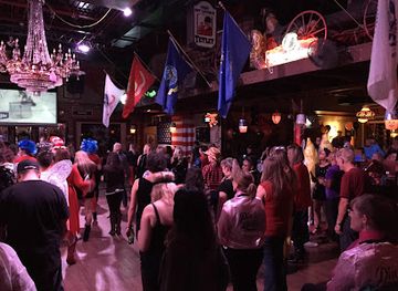 illinois/naperville/nightclub/saddle-up-at-q-saloon-and-eatery