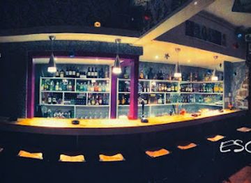 greece/samos/nightclub/escape-music-club