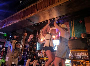 aruba/palm-beach/nightclub/saloon-bar-aruba