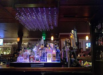 washington/bellevue/meydenbauer-bay/nightclub/520-bar-grill