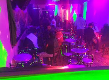 colombia/cundiboyacense-highlands/nightclub/sintrashow-business