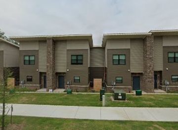 arkansas/conway/nightclub/cambridge-village-townhomes