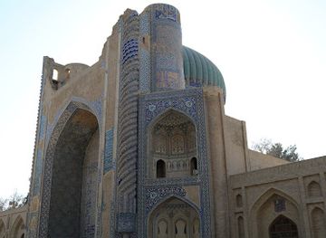 afghanistan/balkh/nightclub/green-mosque