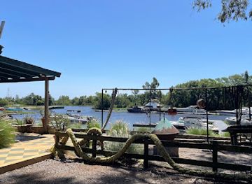 uruguay/colonia/nightclub/club-de-campo-el-faro