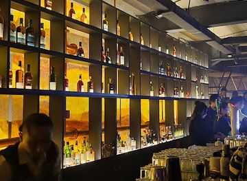 indonesia/jakarta/central-jakarta/nightclub/embassy-lounge-jakarta