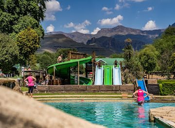 south-africa/drakensberg-mountains/nightclub/gooderson-drakensberg-gardens-golf-spa-resort