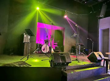 philippines/manila/makati/nightclub/the-luna-tribe