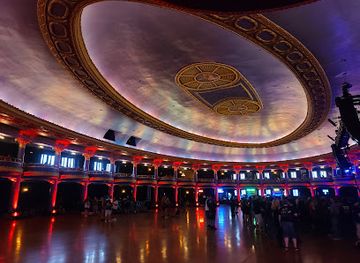 The Rave / Eagles Club