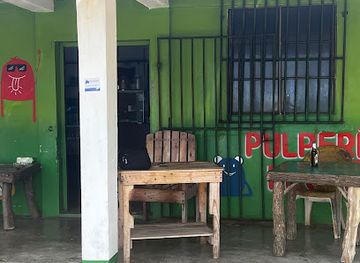 nicaragua/corn-islands/nightclub/bar-leche