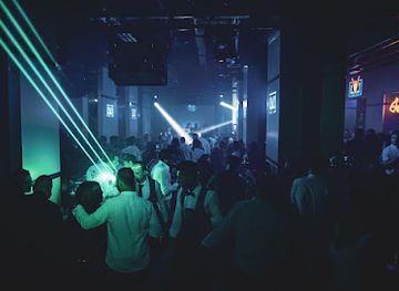egypt/cairo/giza/nightclub/level-club