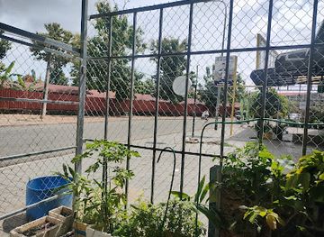 cambodia/kampong-chhnang/nightclub/