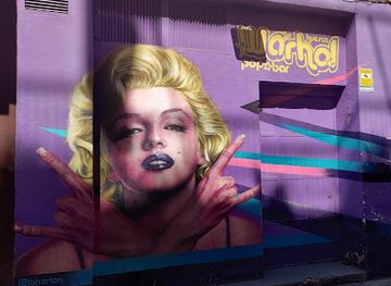spain/huesca/nightclub/warhol-pop-bar
