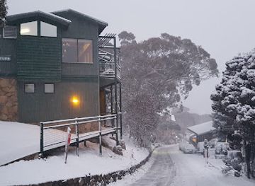 australia/snowy-mountains/nightclub/hi-noon-ski-club