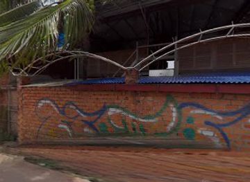cambodia/kampot-province/nightclub/waiting-house-ktv-family-restaurant