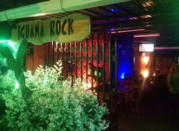 ecuador/puerto-baquerizo-moreno/nightclub/iguana-rock