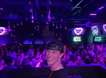 Sunset Nightclub