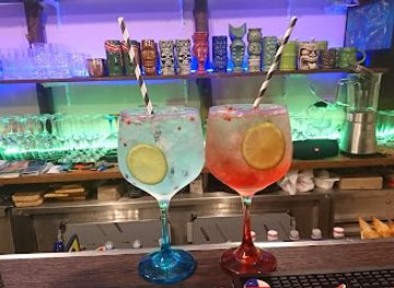 brazil/salvador/barra/nightclub/tiki-bar