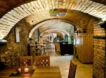 czechia/podyji-national-park/nightclub/bar-podsveti